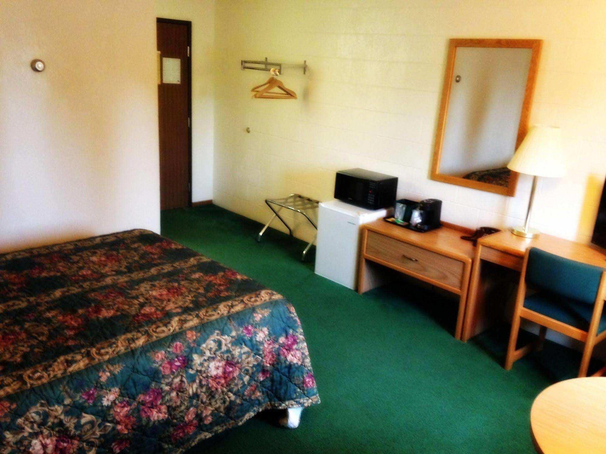 River Bend'S Walleye Inn Baudette Eksteriør bilde