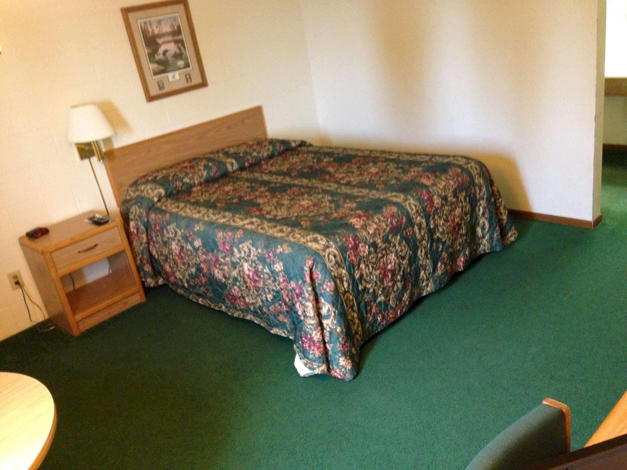 River Bend'S Walleye Inn Baudette Eksteriør bilde